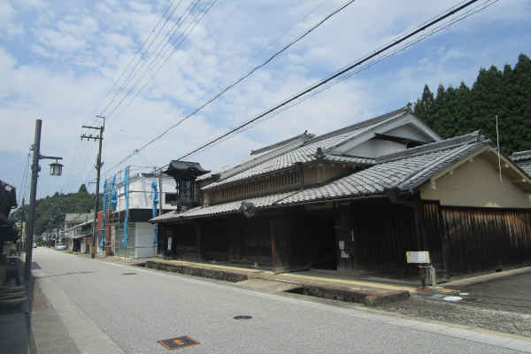 歴史散策研修下見会【7月16日 宇陀松山城下町 薬の館】